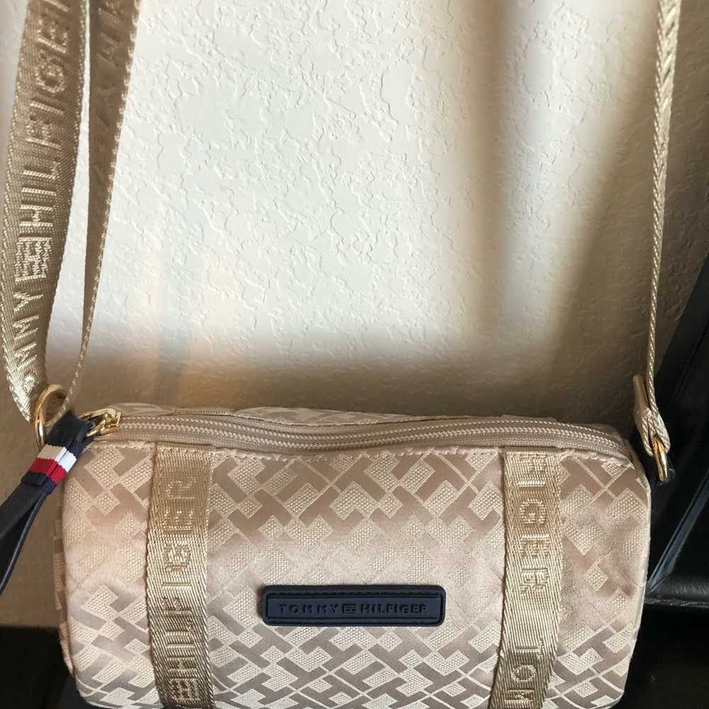Timmy hilfiger purse